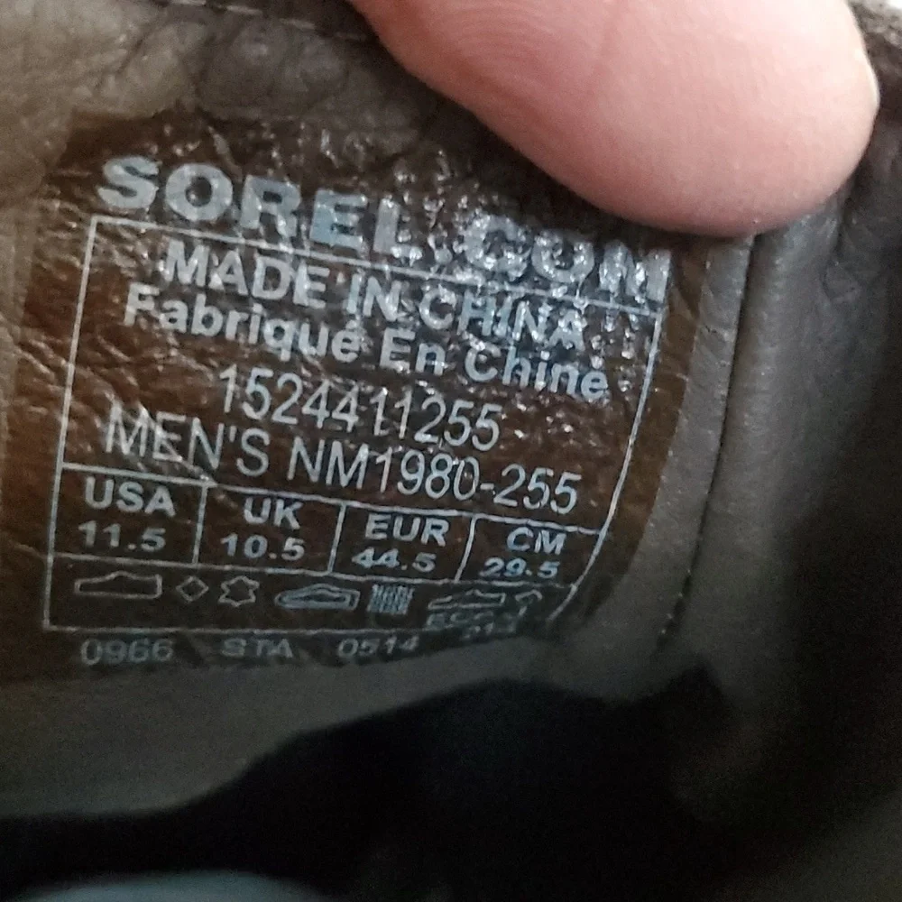 Sorel chelsea suede brown boots